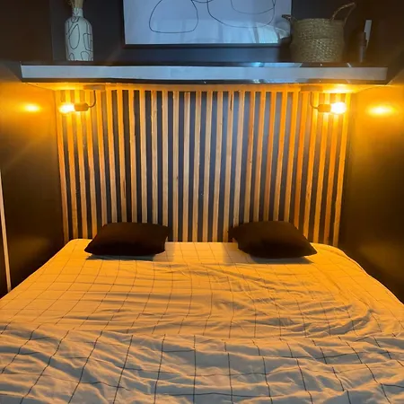 Atelier - Gare Saint Jean Apartmán *